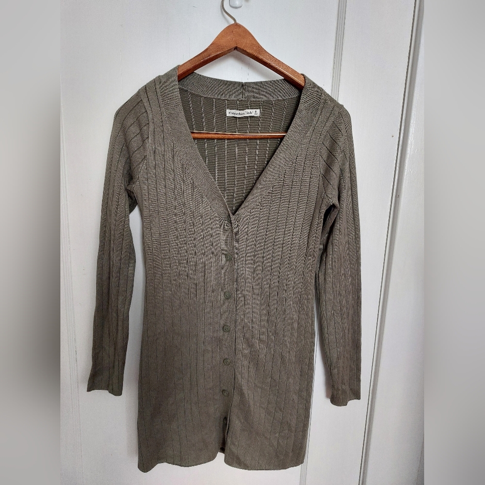 Abercrombie & Fitch Moss Green Mini Dress with buttons long sleeve v neck small